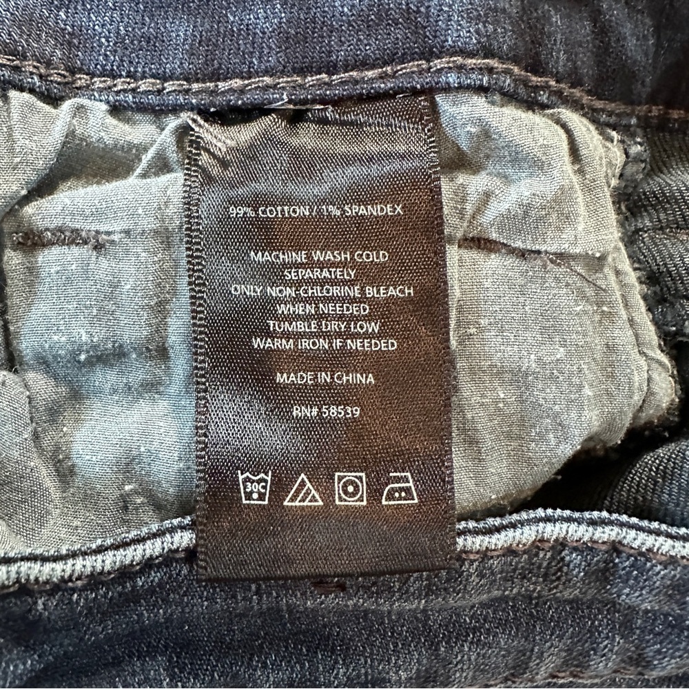 Kut from the Kloth Dark Blue Straight Leg Jeans - Size 6 - Picture 11 of 12